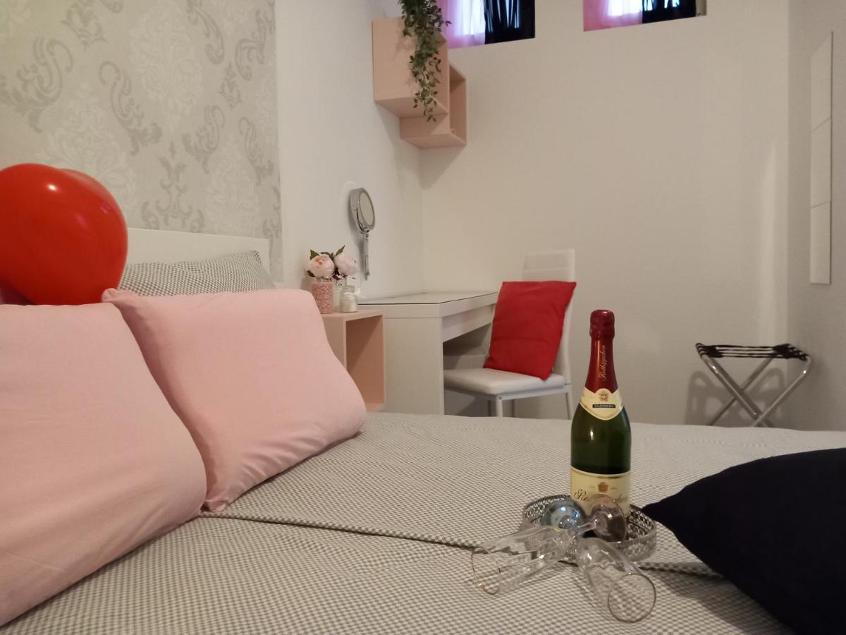 Room Ket Пула Екстериор снимка